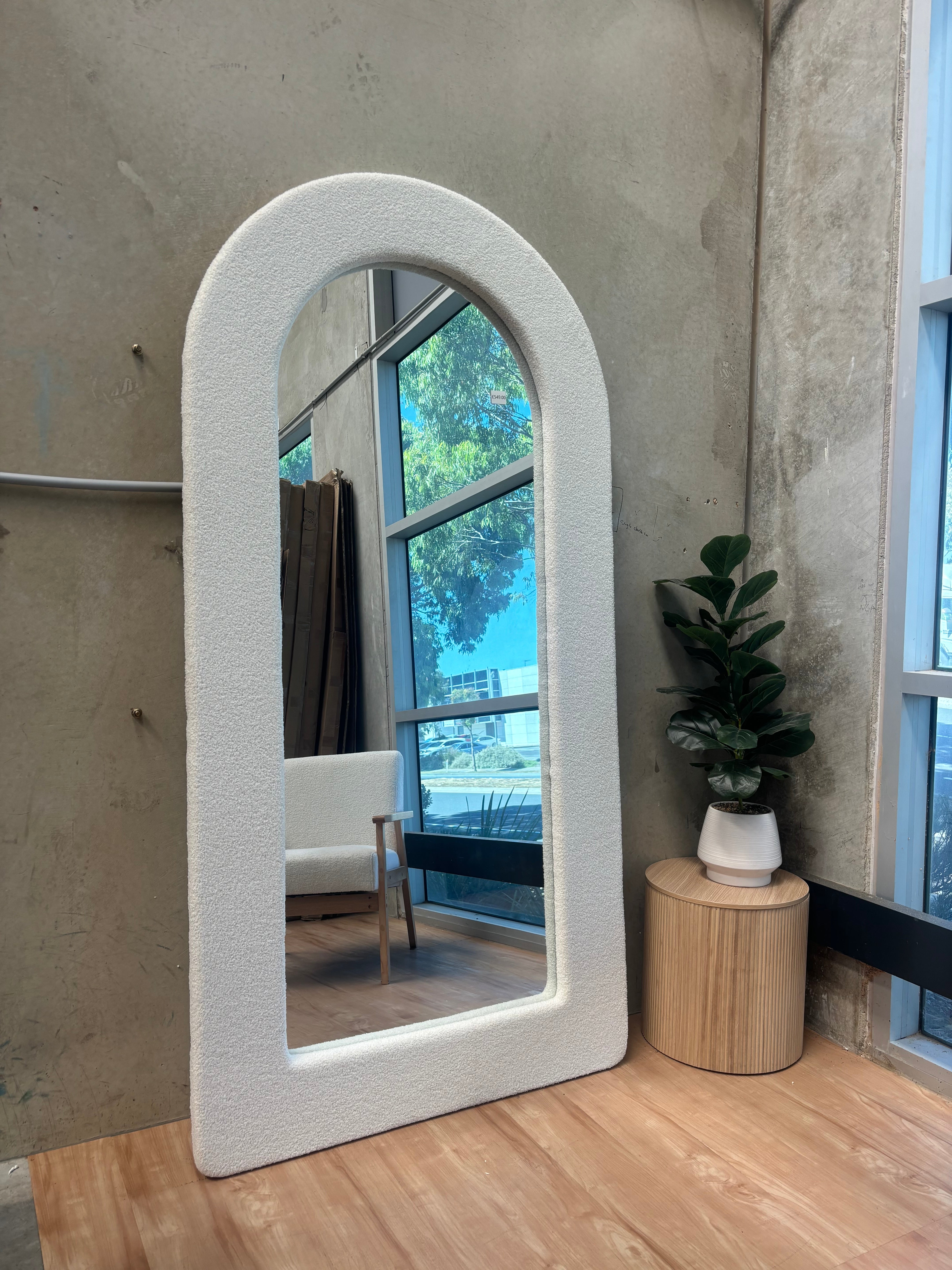 Velour Arch - 200cm x 100cm