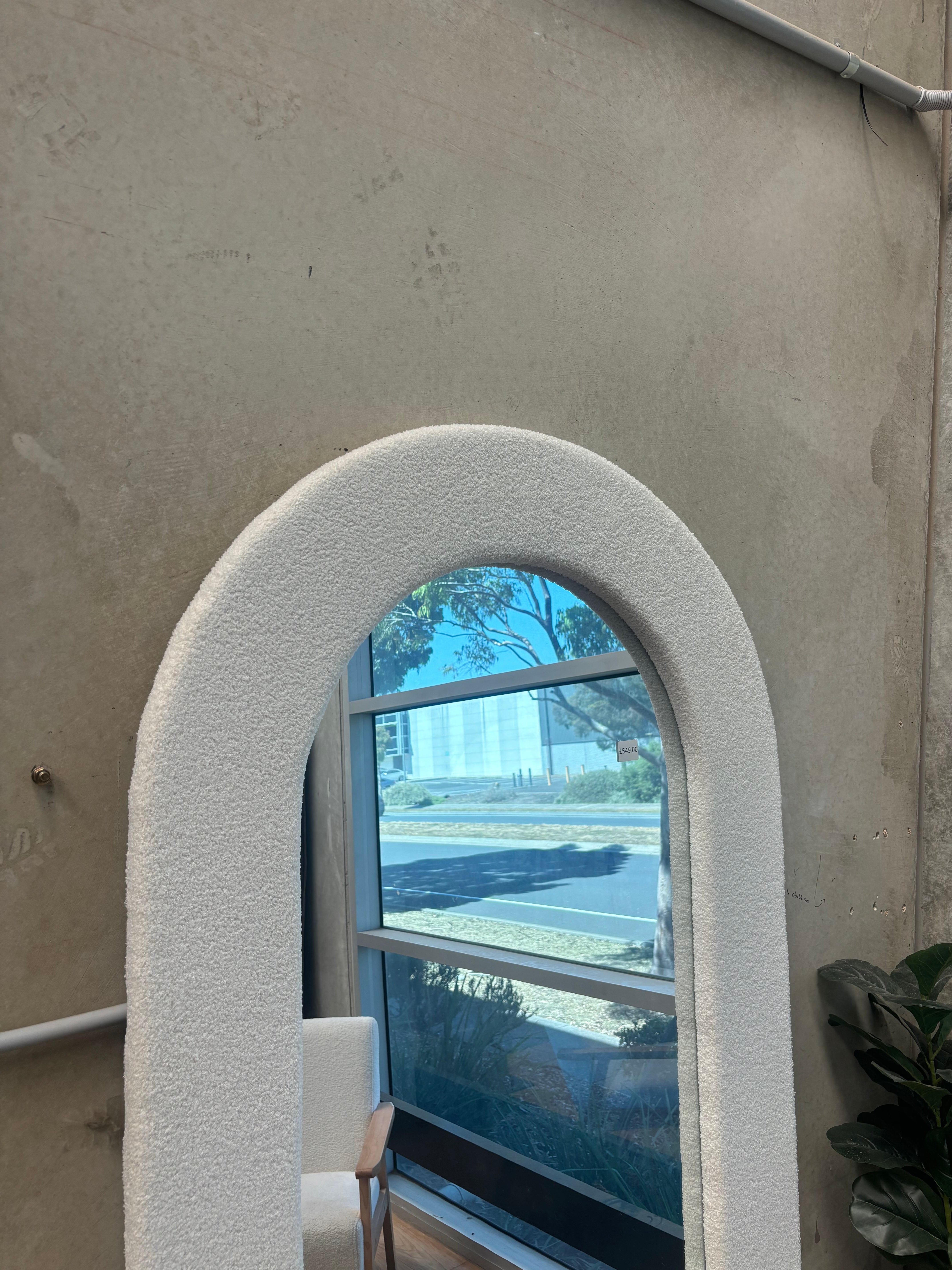 Velour Arch - 200cm x 100cm