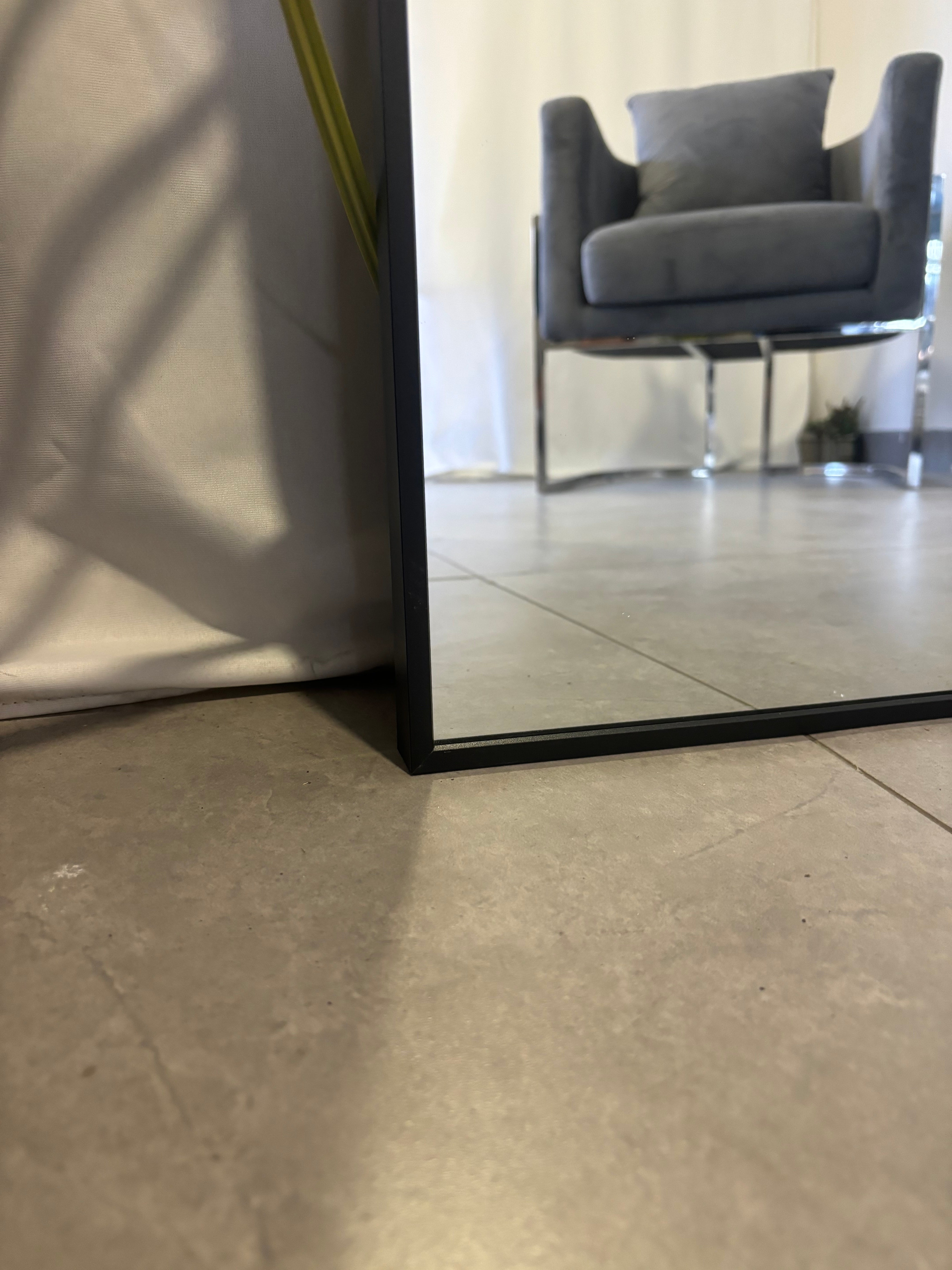 Emperor Arch - 220cm x 120cm - Black