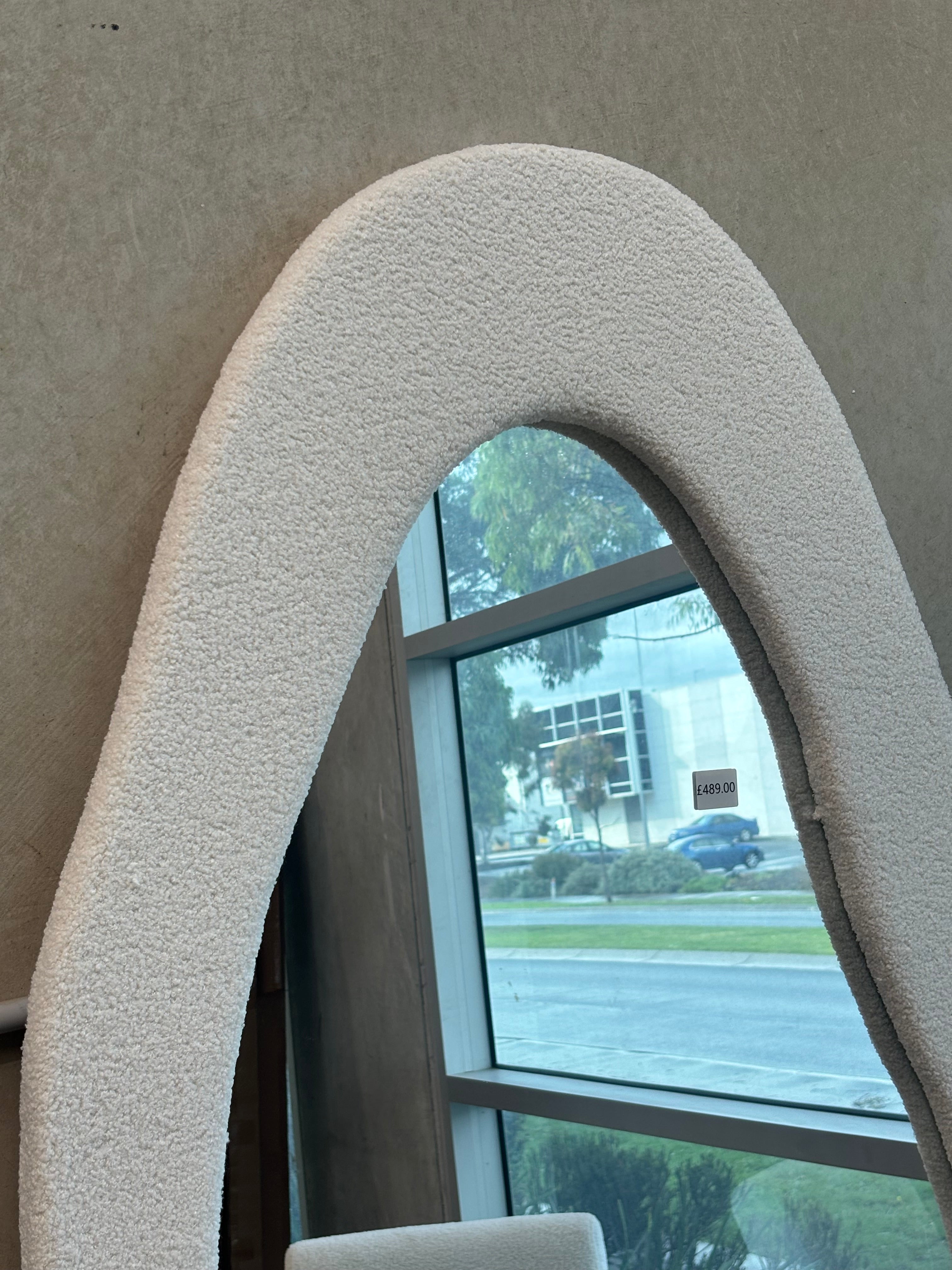 Irregular Velour Arch - 190cm x 90cm