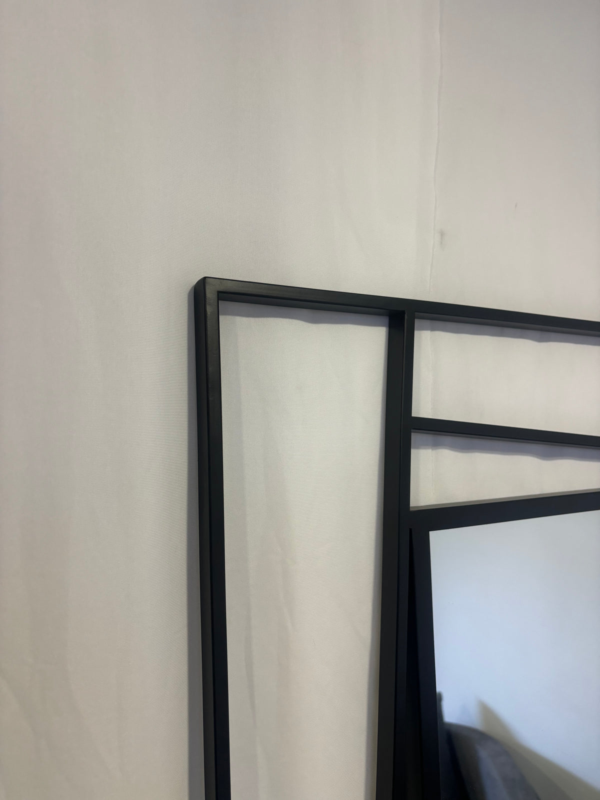 Inception Loop Mirror Inception Minimalist - 180cm x 100cm - Black – Prism Mirrors