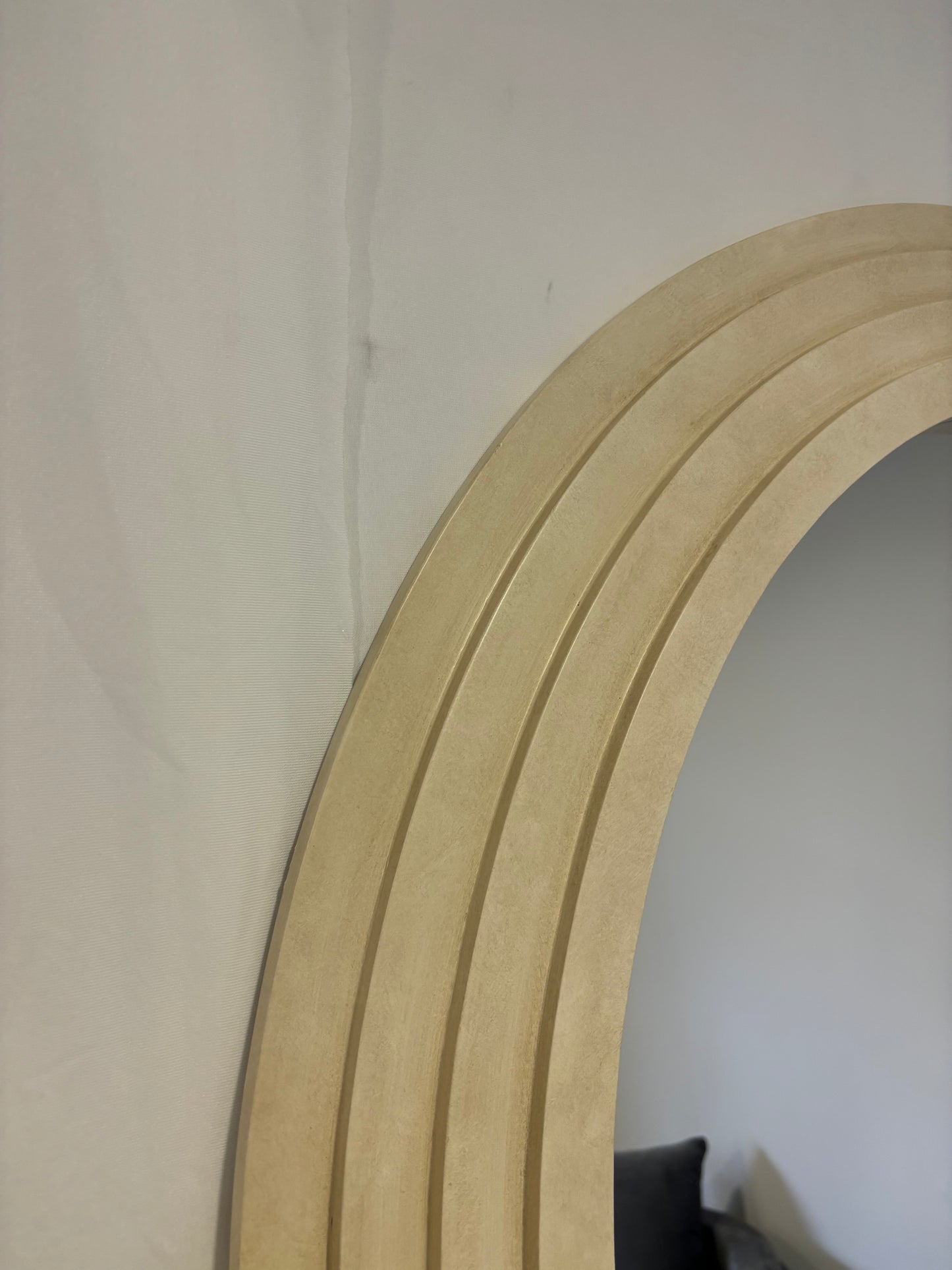 Cream Arch - 200cm x 100cm