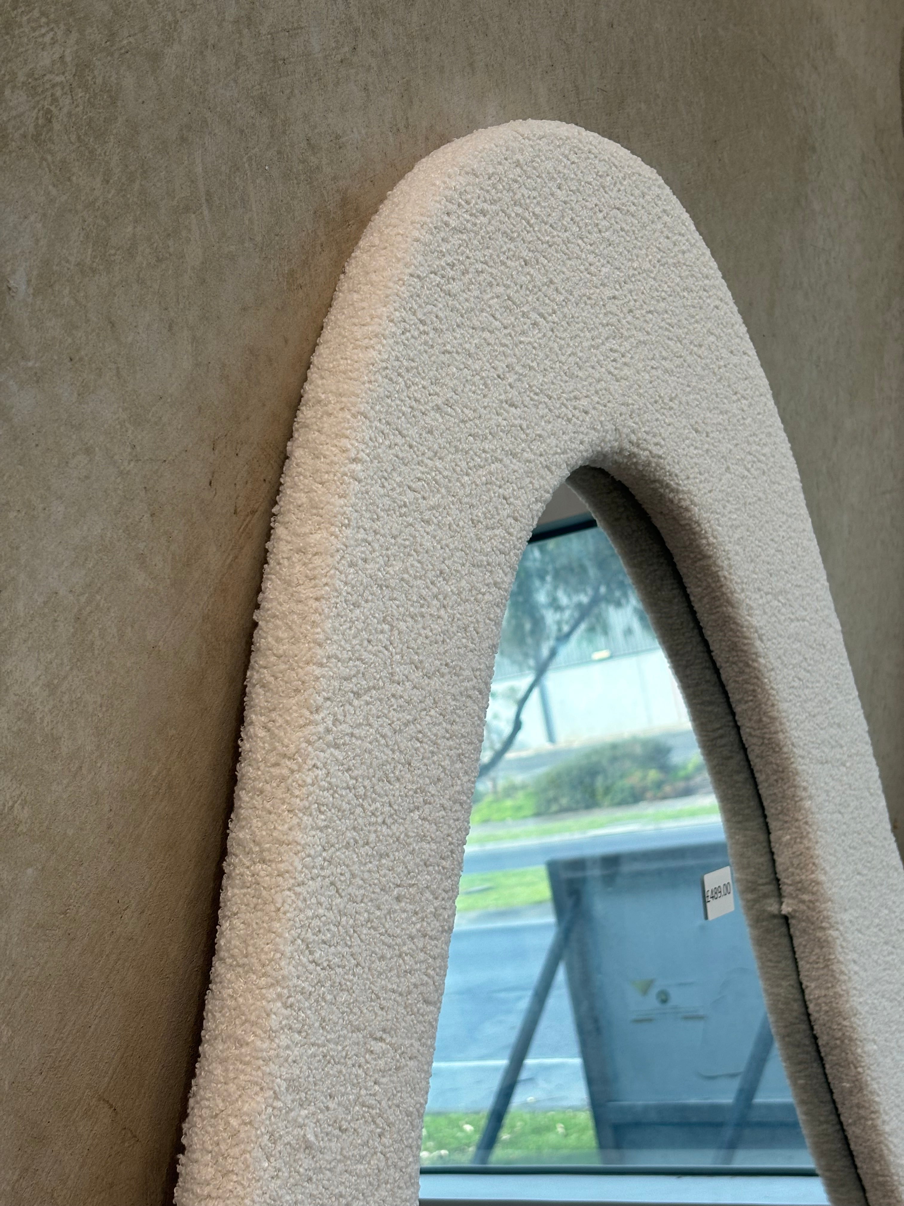 Irregular Velour Arch - 190cm x 90cm