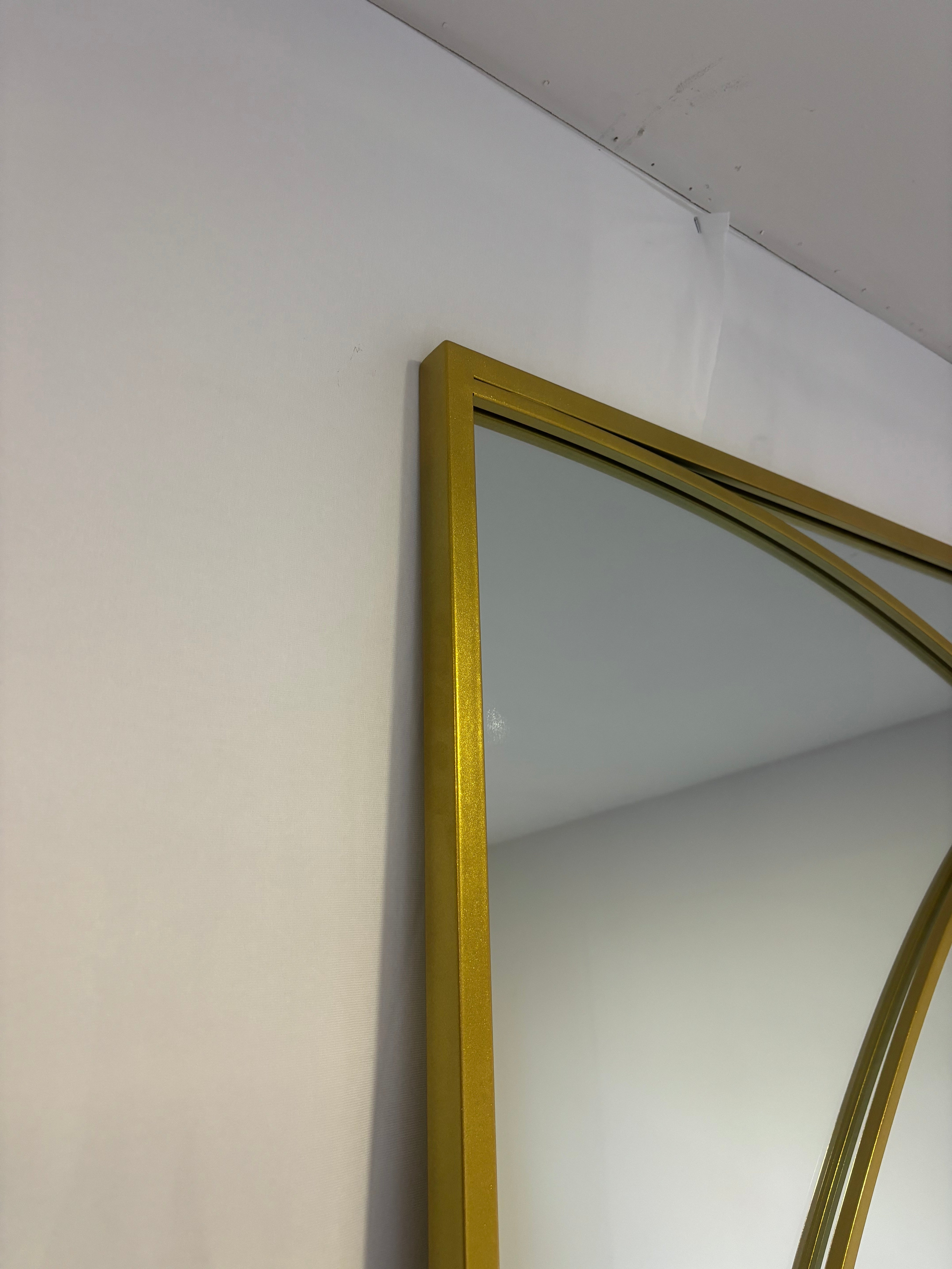 Optical Minimalist - Gold - 220cm x 120cm