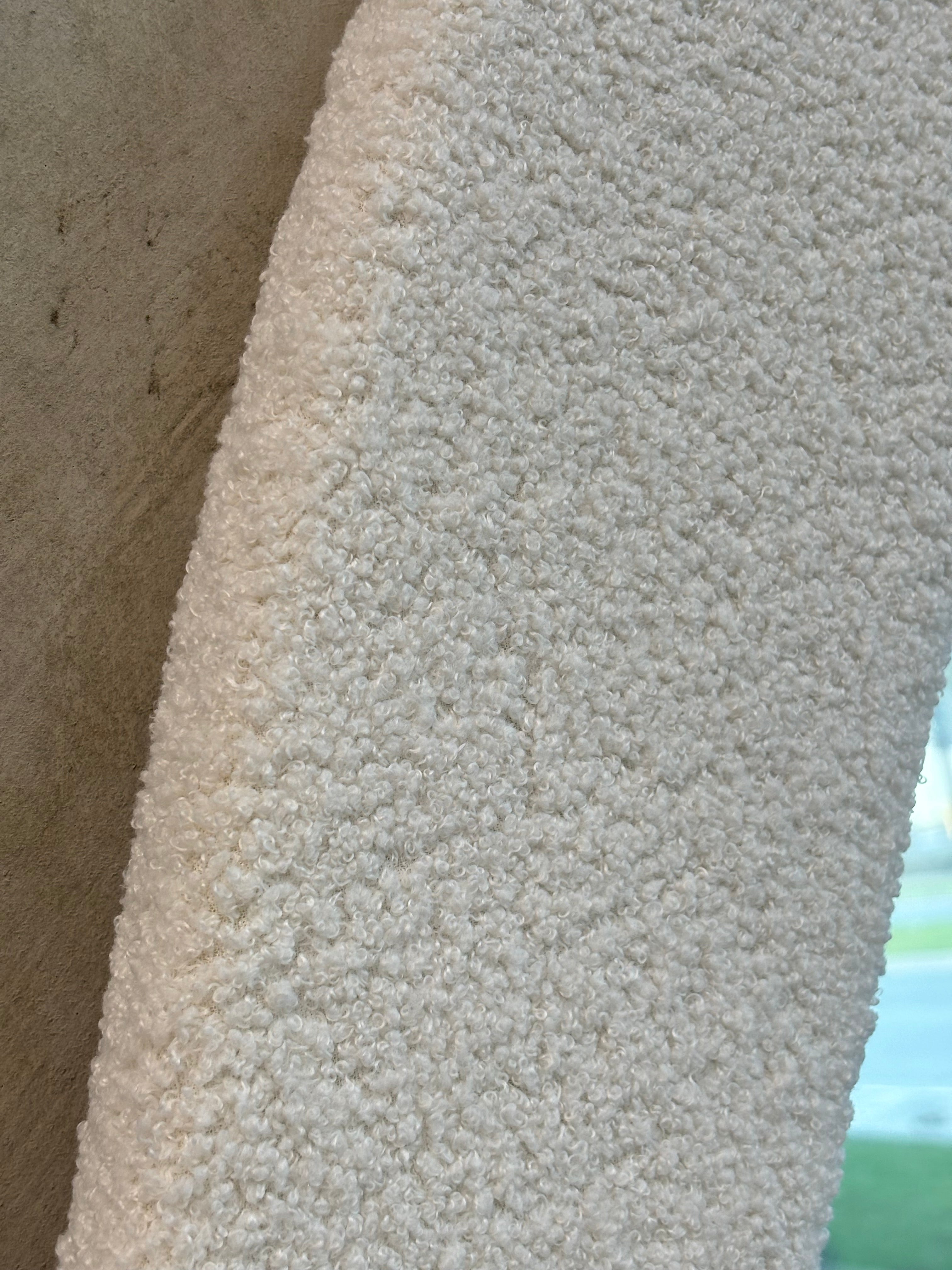 Irregular Velour Arch - 190cm x 90cm