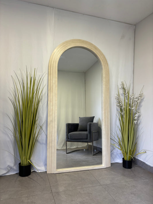 Cream Arch - 200cm x 100cm