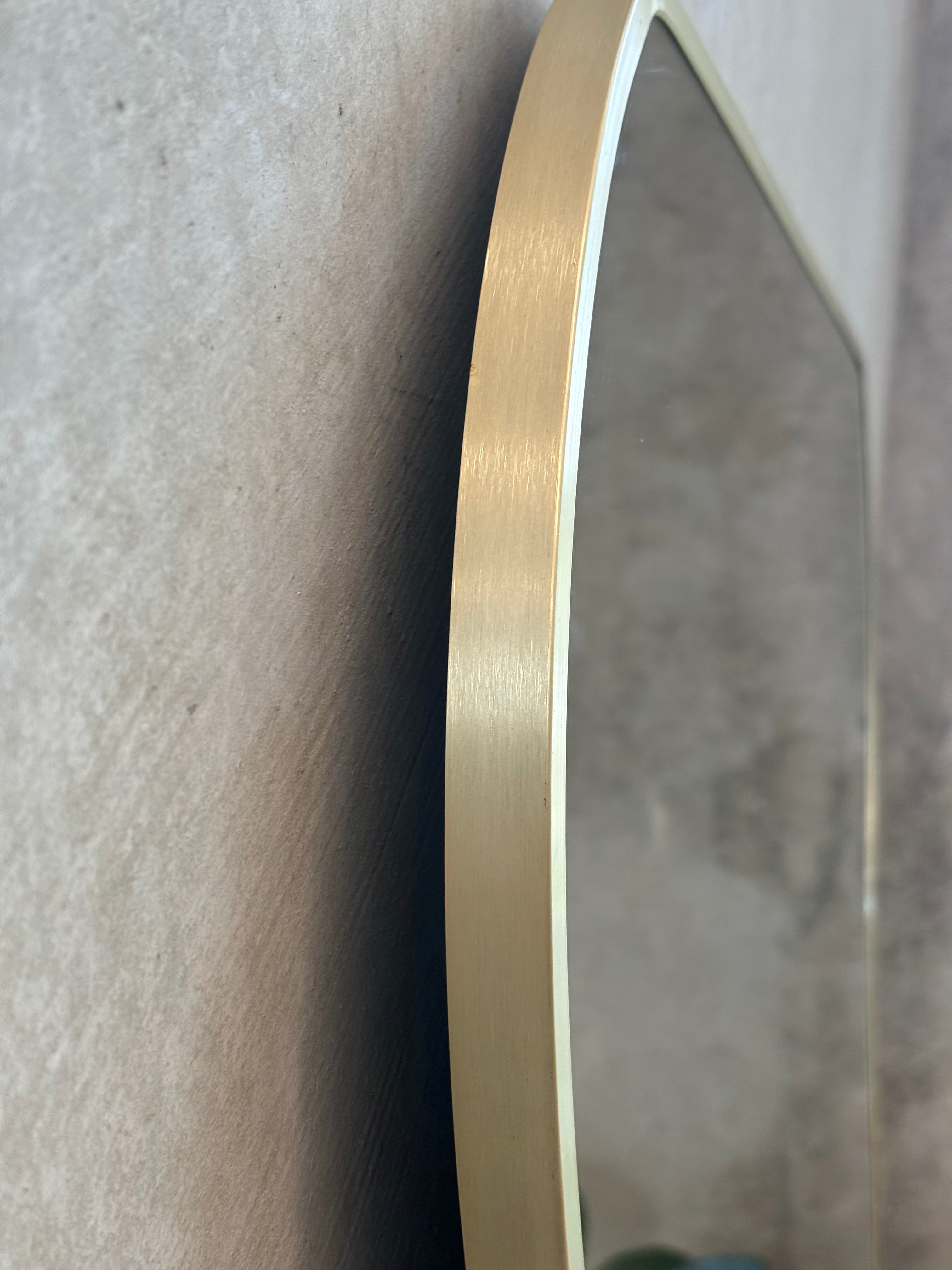 Wavy Mirror - Gold - 180cm x 80cm